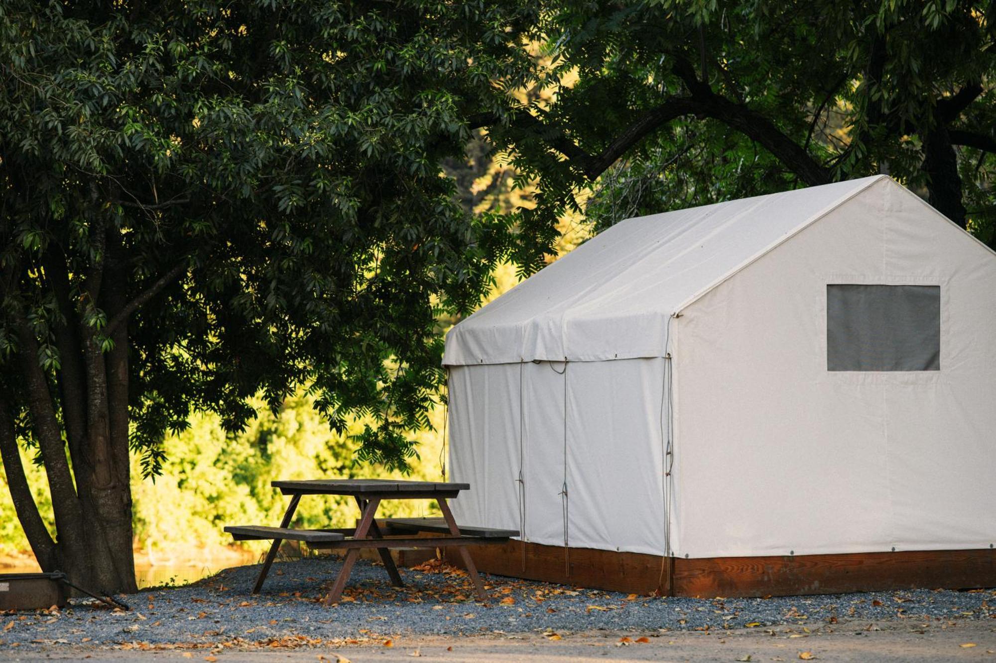 Johnson'S Beach Cabins And Campground Guerneville Exteriér fotografie
